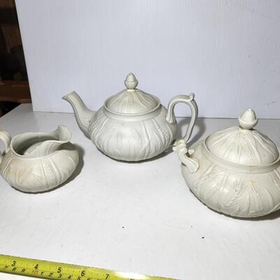 Antique White Parian Tea Set In Wheat Pattern