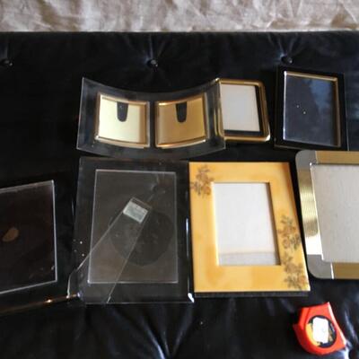 Frame assortment