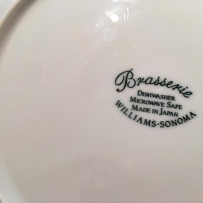 Williams  Sonoma  Dishware set
