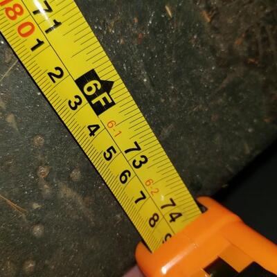 Work table with vise
