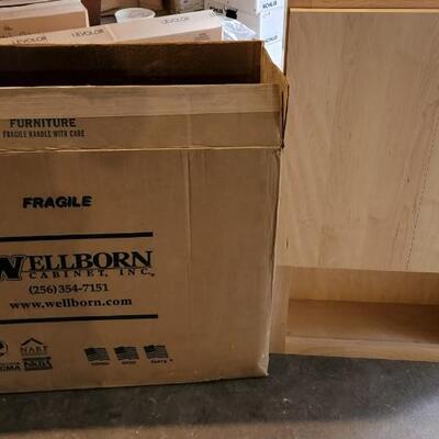 New WellBorn Cabinet Solid Wood Wall Cabinet 24