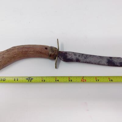 VINTAGE DEER HORN HANDLED KNIFE
