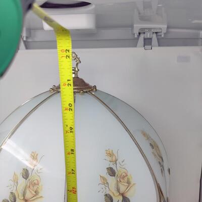 BEAUTIFUL VINTAGE FLORAL 3-WAY TOUCH LAMP