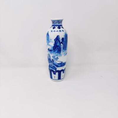 PRETTY SCENIC BLUE AND WHITE CERAMIC VASE
