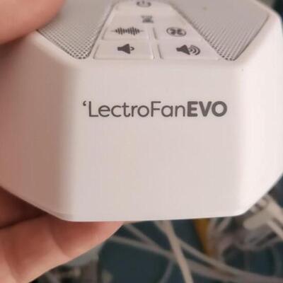 LectroFan EVO White Noise Sleep Sound Machine 22 Non-Looping Fan