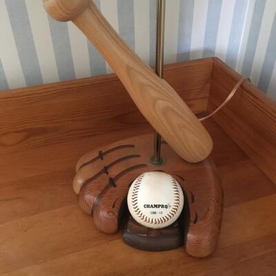 Baseball lamp