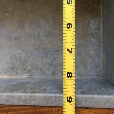 Wood planter with tin lining