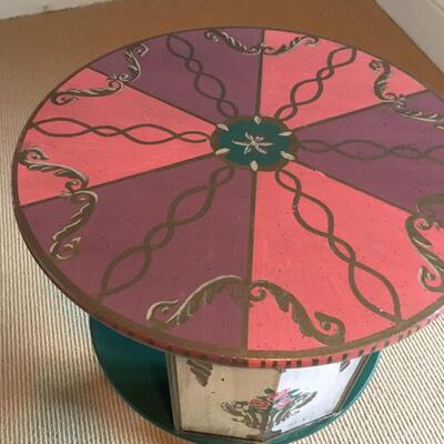Small vintage round painted table.