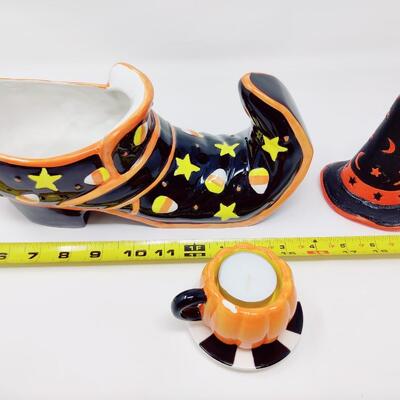 FUN HALLOWEEN CANDLES AND CERAMIC BOOT LOT