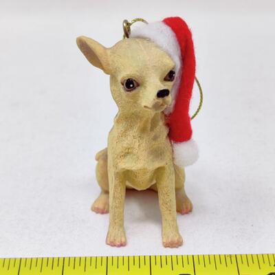 SWEET CHRISTMAS CHIHUAHUA ORNAMENT