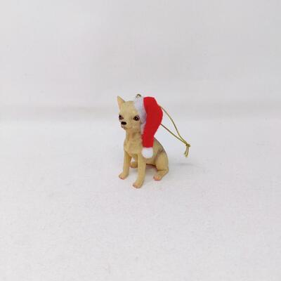 SWEET CHRISTMAS CHIHUAHUA ORNAMENT