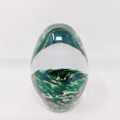 BEAUTIFUL CLEAR GLASS AND EARTHY GREEN SWIRL EGG PAPERWEIGHT