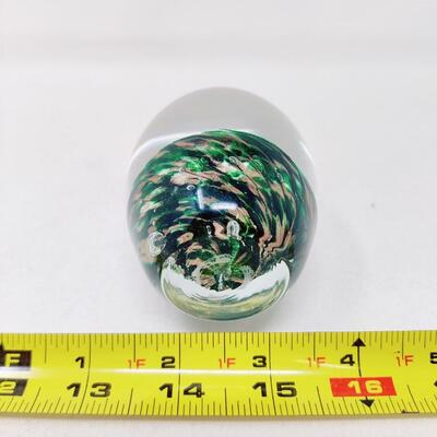BEAUTIFUL CLEAR GLASS AND EARTHY GREEN SWIRL EGG PAPERWEIGHT