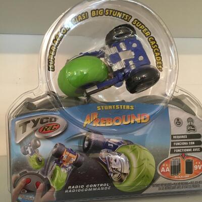 Tyco RC   AIr rebound stuntsters