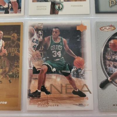 Basketball card lot of 9