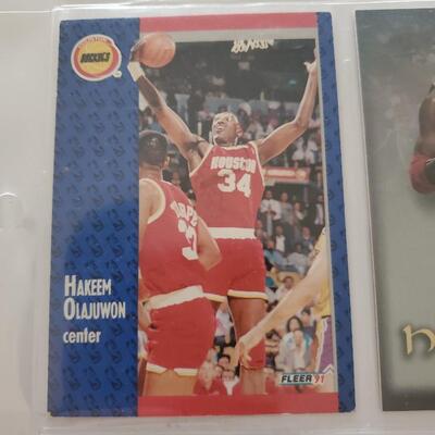 Basketball card lot of 9
