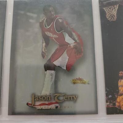 Basketball card lot of 9