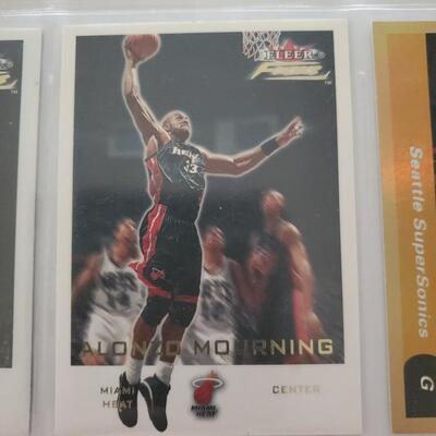 Basketball card lot of 9