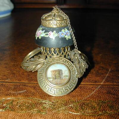 French/German Porcelain & Gilt Metal Inkwell W/Three Reverse Painted Images