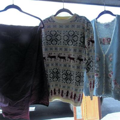 Nice Quality Men's Sweater Jersild Neenah, Women's Sweater Vest and Furs of Distinction Cover