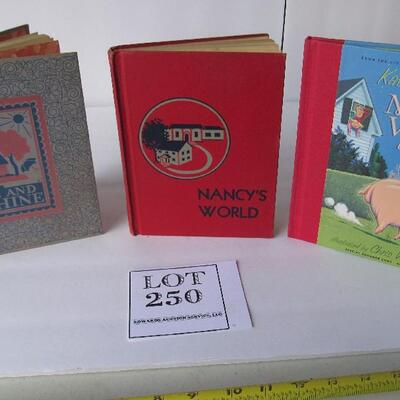 Nice Vintage 1940s Kid's Books Lot, And 1st Edition Mercy Watson To The Rescue, 2005