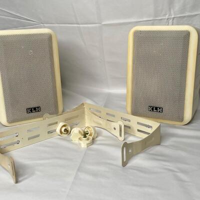 2 KLM Speakers with brackets