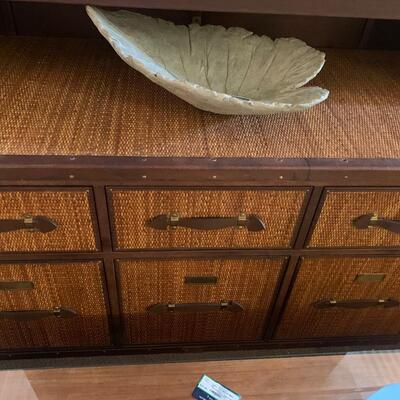 Bauer International Library with Ladder and 48" TV