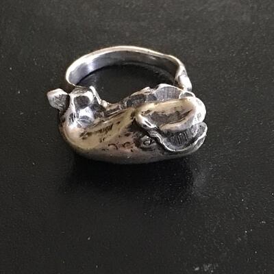 ARTISAN STERLING WHALE RING
