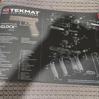 TEKMAT ARMORERS BENCH MAT 11"x17" GLOCK GEN5 BLACK