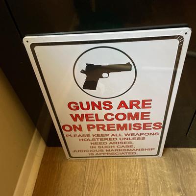 RIVERS EDGE SIGN 12"x17" "GUNS ARE WELCOME"