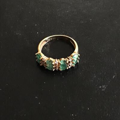 14KT GOLD LADIES RING