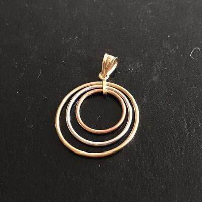 10KT GOLD PENDANT