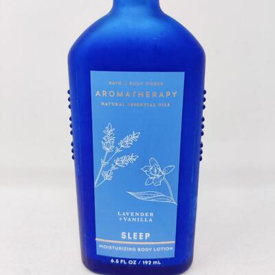 BATH AND BODY WORKS AROMATHERAPY SLEEP LAVENDER AND VANILLA