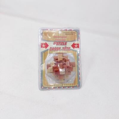 FUN BRAIN TEASER WOOD PUZZLE