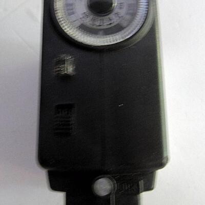 Vivitar Auto 252 Flash Attachment With Pouch