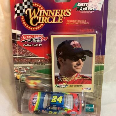 2 NASCAR Jeff Gordon - 1999 Winnerâ€™s Circle Series Figure 5â€ approx & 1998 Winnerâ€™s Circle Diecast Car Speedweeks 99 Series