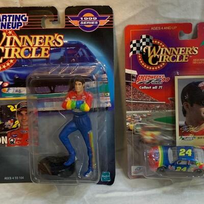 2 NASCAR Jeff Gordon - 1999 Winnerâ€™s Circle Series Figure 5â€ approx & 1998 Winnerâ€™s Circle Diecast Car Speedweeks 99 Series