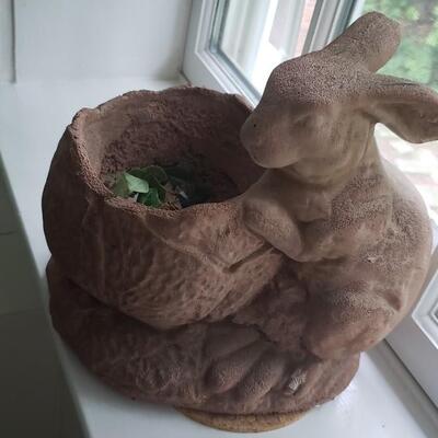 Rabbit flower pot