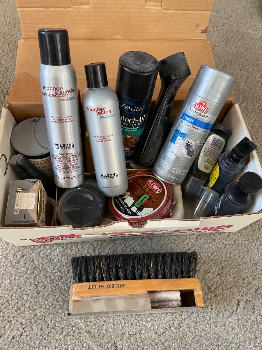 Leather cleaning kit