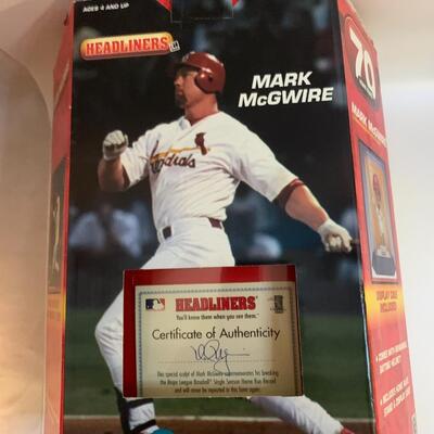 Headliners XL MARK MCGWIRE Commemorative Figure 70 home Runs - box is 11â€ tall x 9â€ wide approx