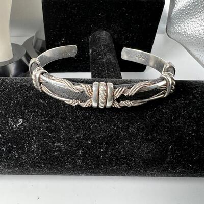 Native Artisans Hallmarked Sterling and Onyx Jewelry