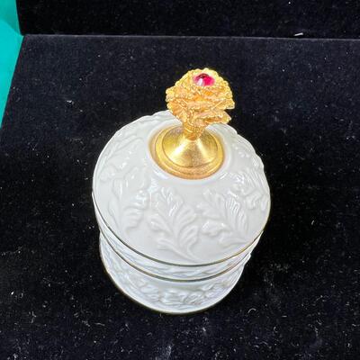 Fine Bone China Collectibles Irish Belleeek Lenox