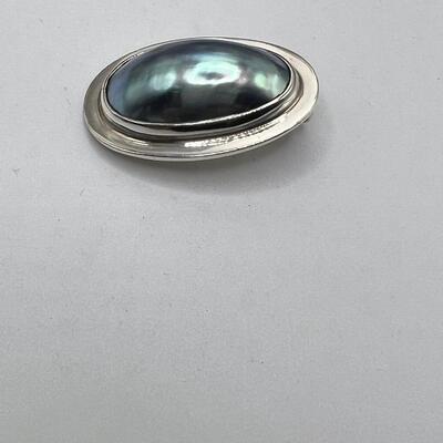 Sterling hallmarked  Mabe Pearl set by Gunn Tigerie of Beverley Hills