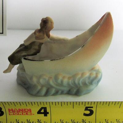 Antique Miniature Bisque Decorative Piece