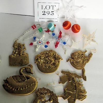 Lot of Older Plastic Christmas Ornaments