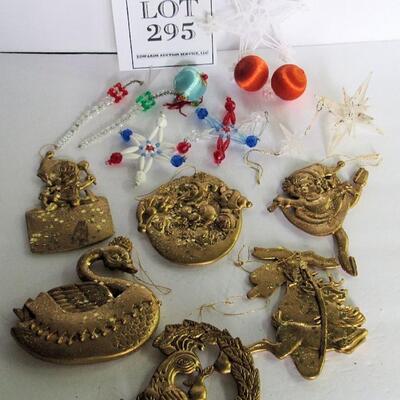 Lot of Older Plastic Christmas Ornaments
