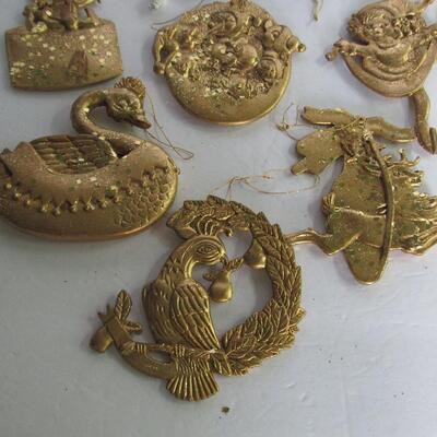 Lot of Older Plastic Christmas Ornaments