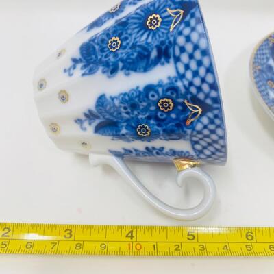 RUSSIAN LOMONOSOV â€œRADIANT BASKETâ€œ TEA CUP AND SAUCER SET