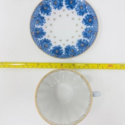 RUSSIAN LOMONOSOV â€œRADIANT BASKETâ€œ TEA CUP AND SAUCER SET
