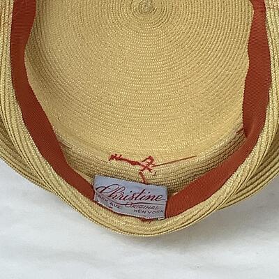 Lot 5377. Lot of Vintage Hats & Matching  Hat Boxes ( Fiesta, Christine Original, Wicking, Concetta )
